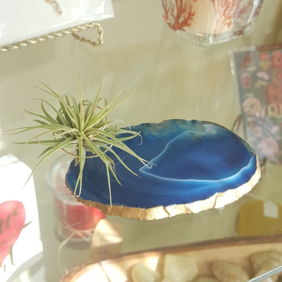 Gorgeous Blue Agate Crystal Decor - Picture 3 of 4